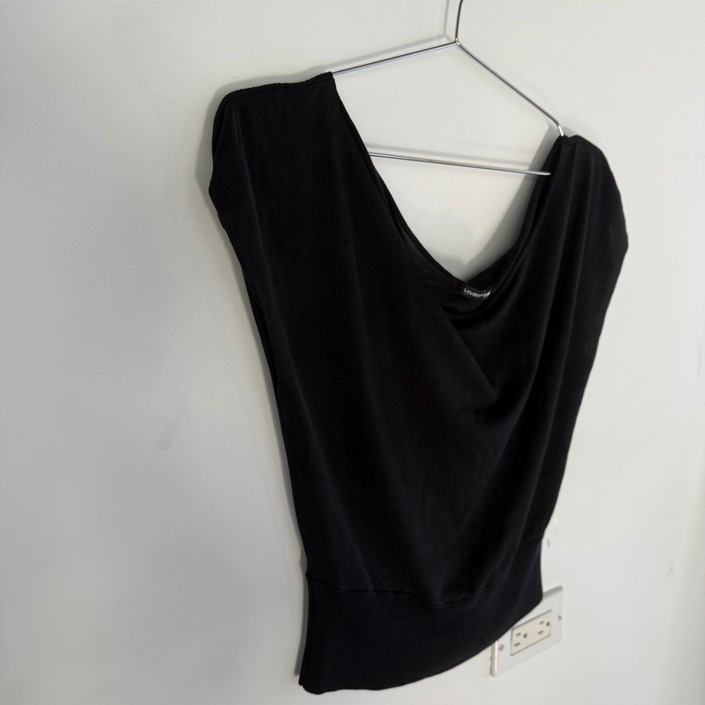 Vivienne Tam Off Shoulder Top