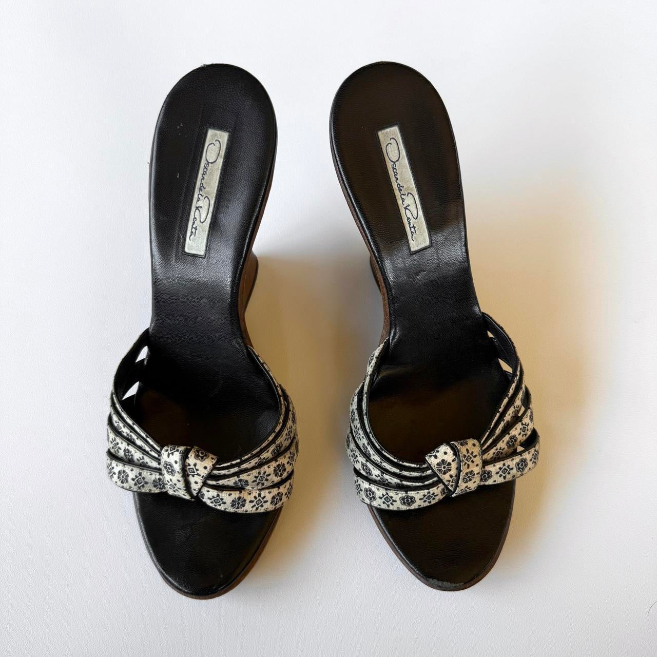 Oscar De La Renta Wedge Heels