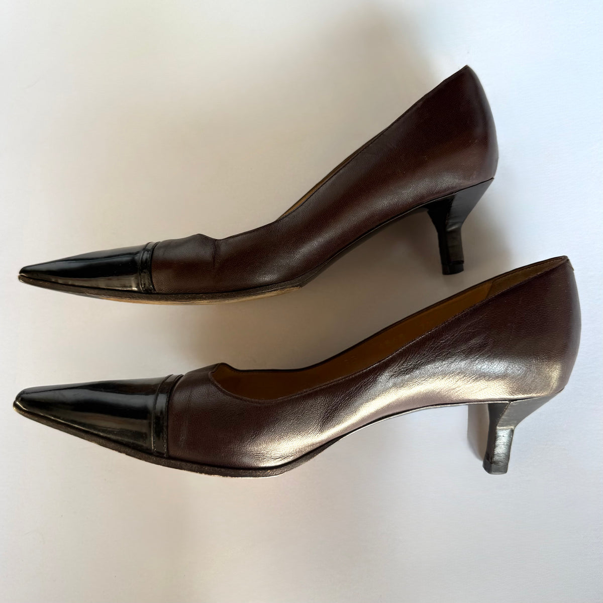 Vintage Chanel Pointed Toe Kitten Heels (37)