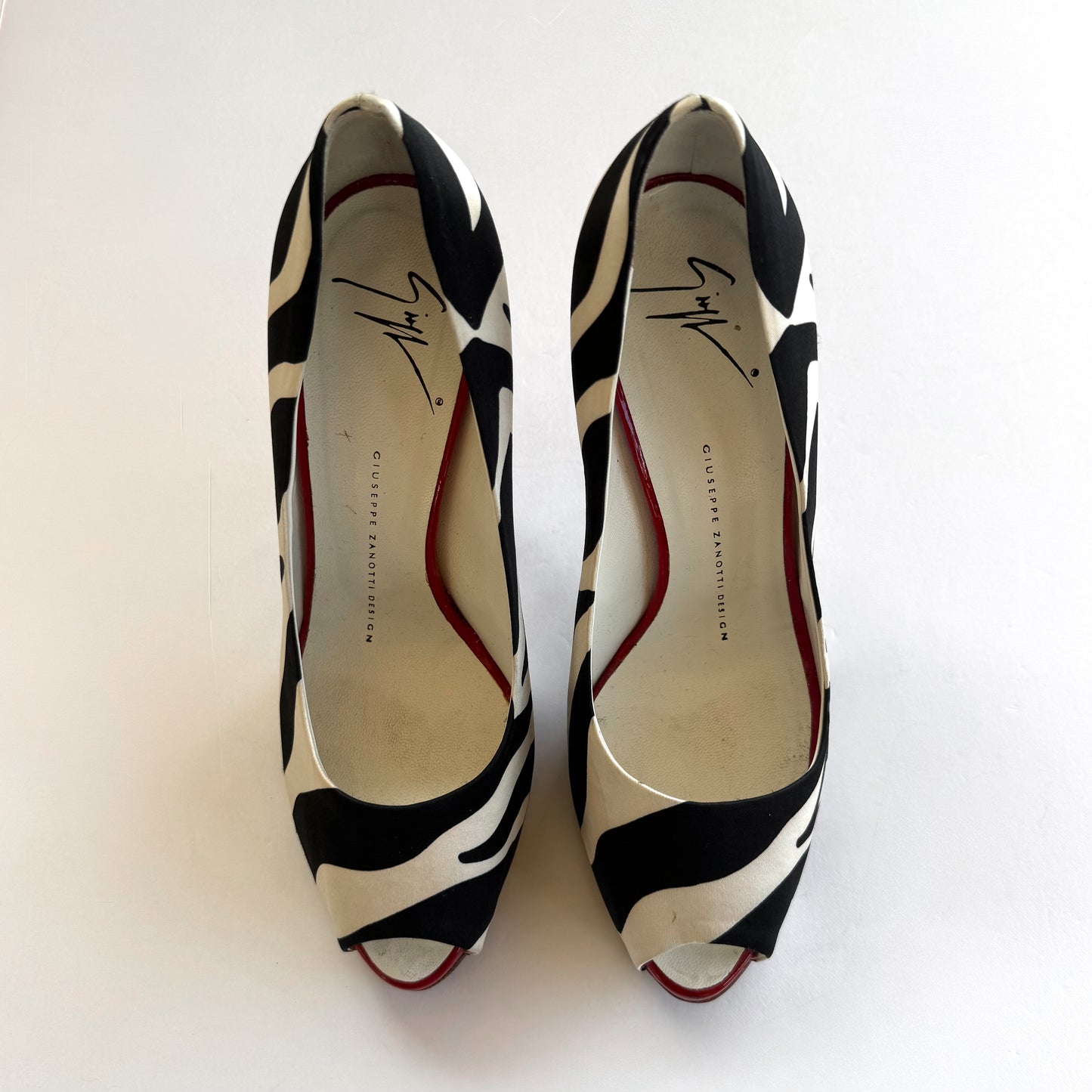 Vintage Giuseppe Zanotti Zebra Print Pumps (37.5)