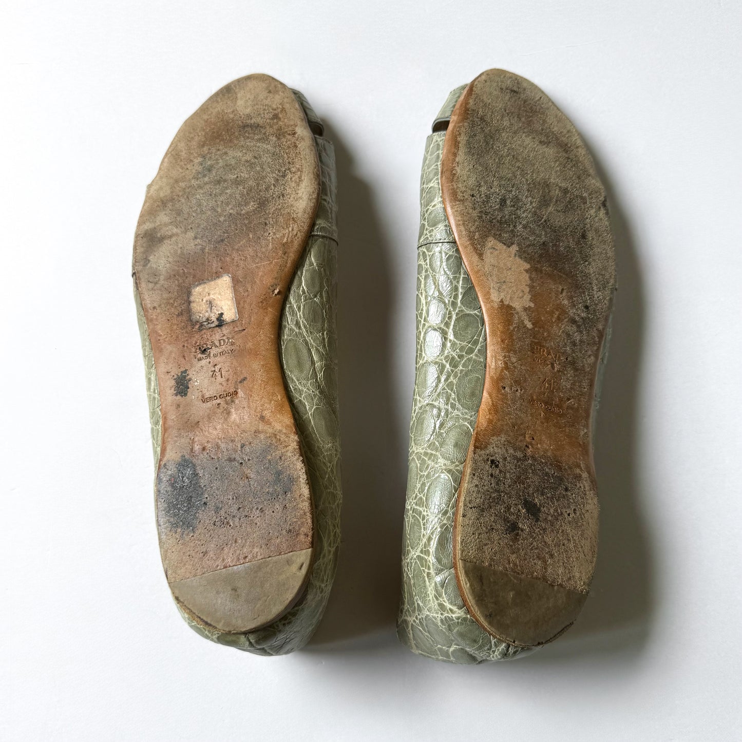 Vintage Prada Croc Embossed Peep Toe Ballet Flats (41)