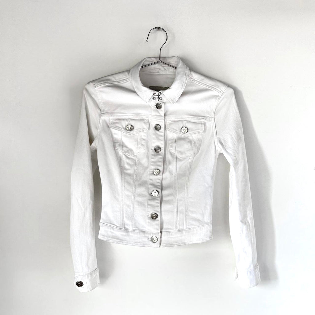 Burberry White Fitted Denim Jacket