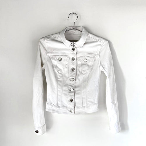 Burberry White Fitted Denim Jacket