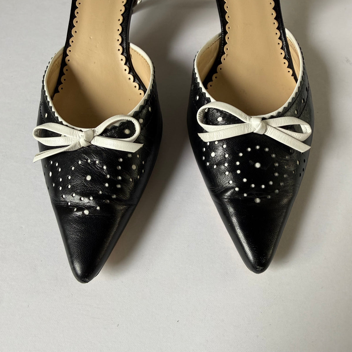 Vintage Oscar De La Renta Kitten Heels (7)