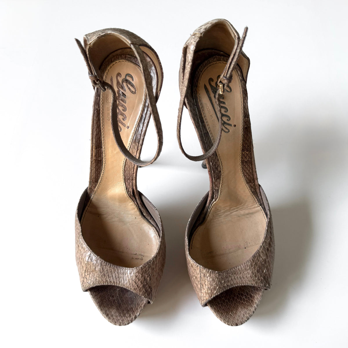 Gucci Snakeskin Platform Peep Toe Heels (39)