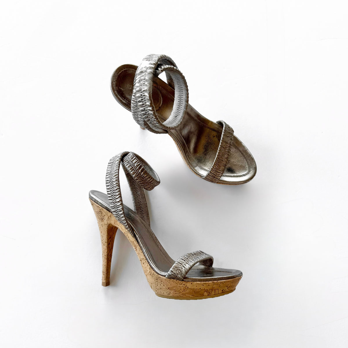 Vintage Gucci Silver Cork Platform Heels (8)