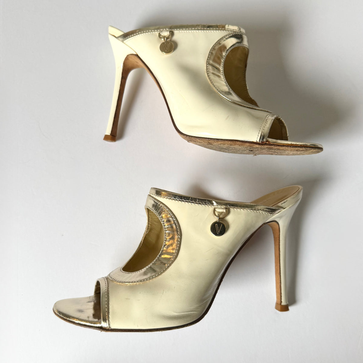 Vintage Versace Stiletto Heels (39)