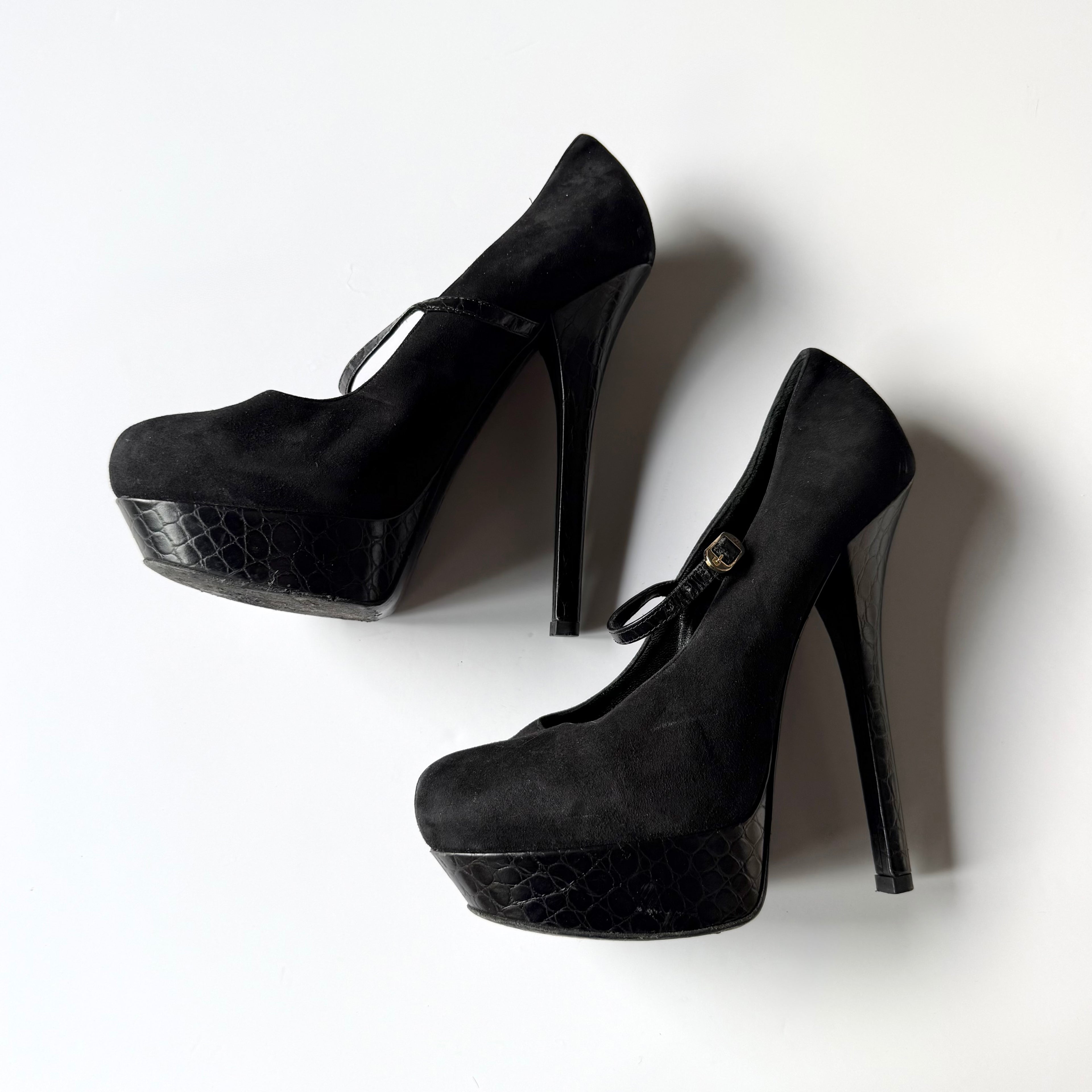 Vintage Fendi Black Suede Mary Jane Platforn Heels (39)