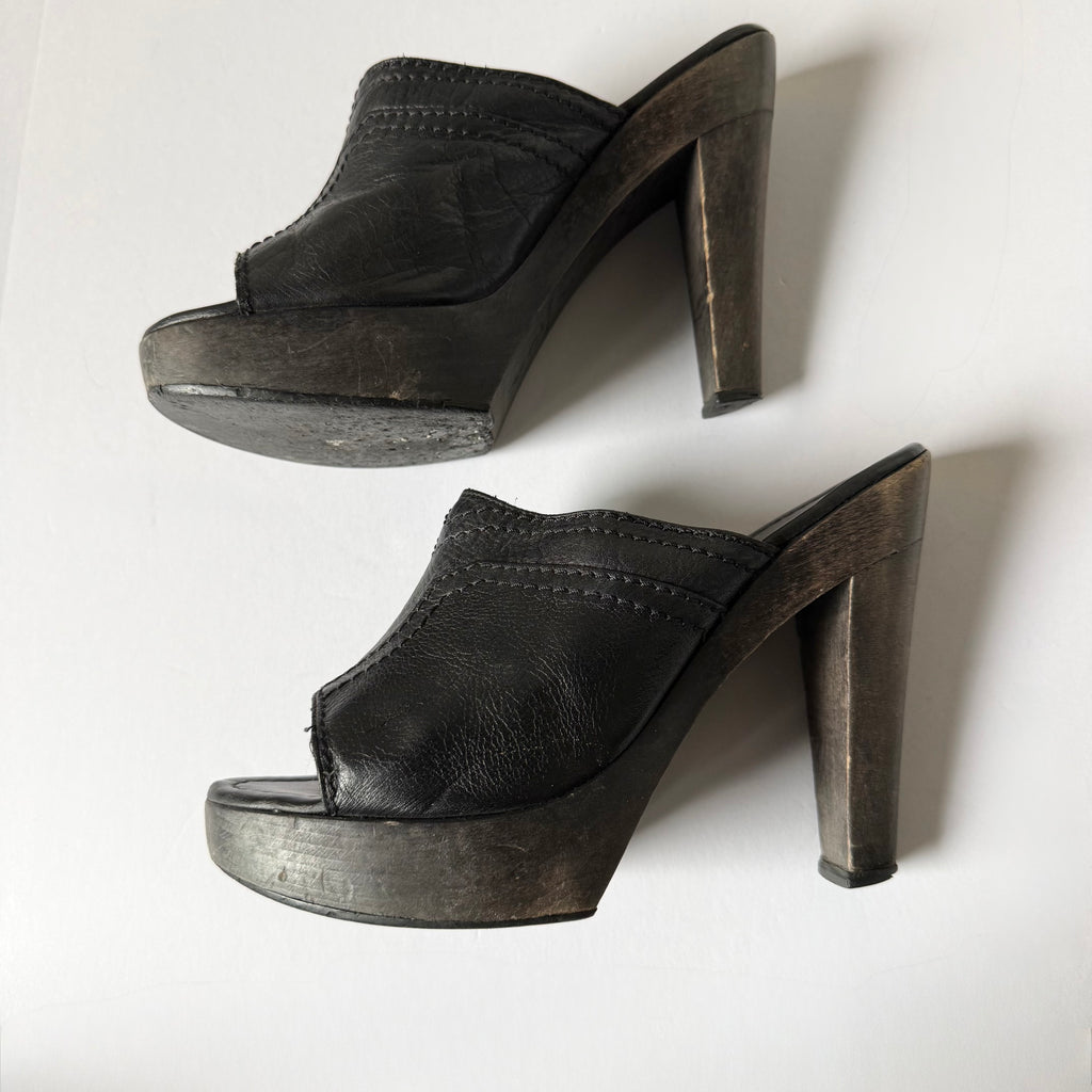 Vintage YSL Platform Heels (39.5)