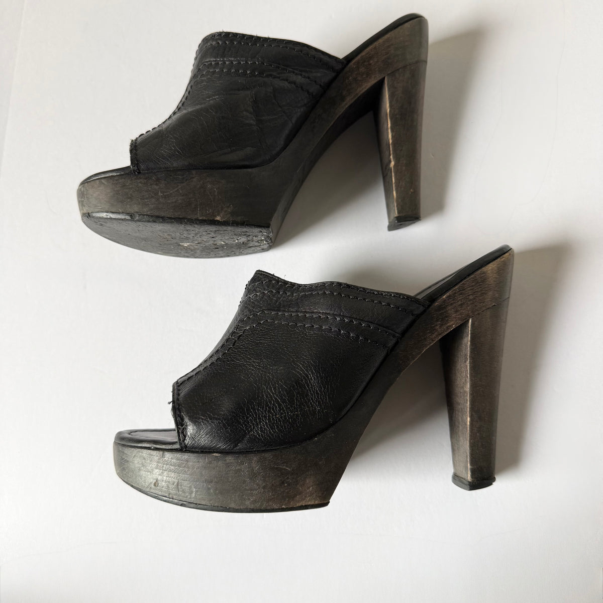 Vintage YSL Platform Heels (39.5)