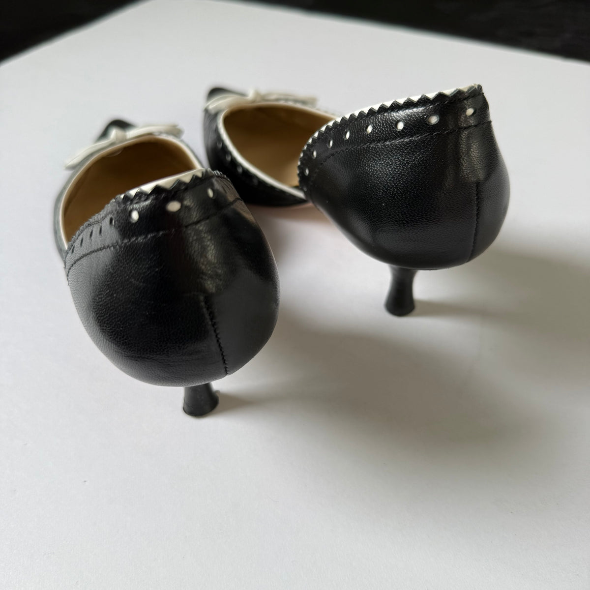 Vintage Oscar De La Renta Kitten Heels (7)