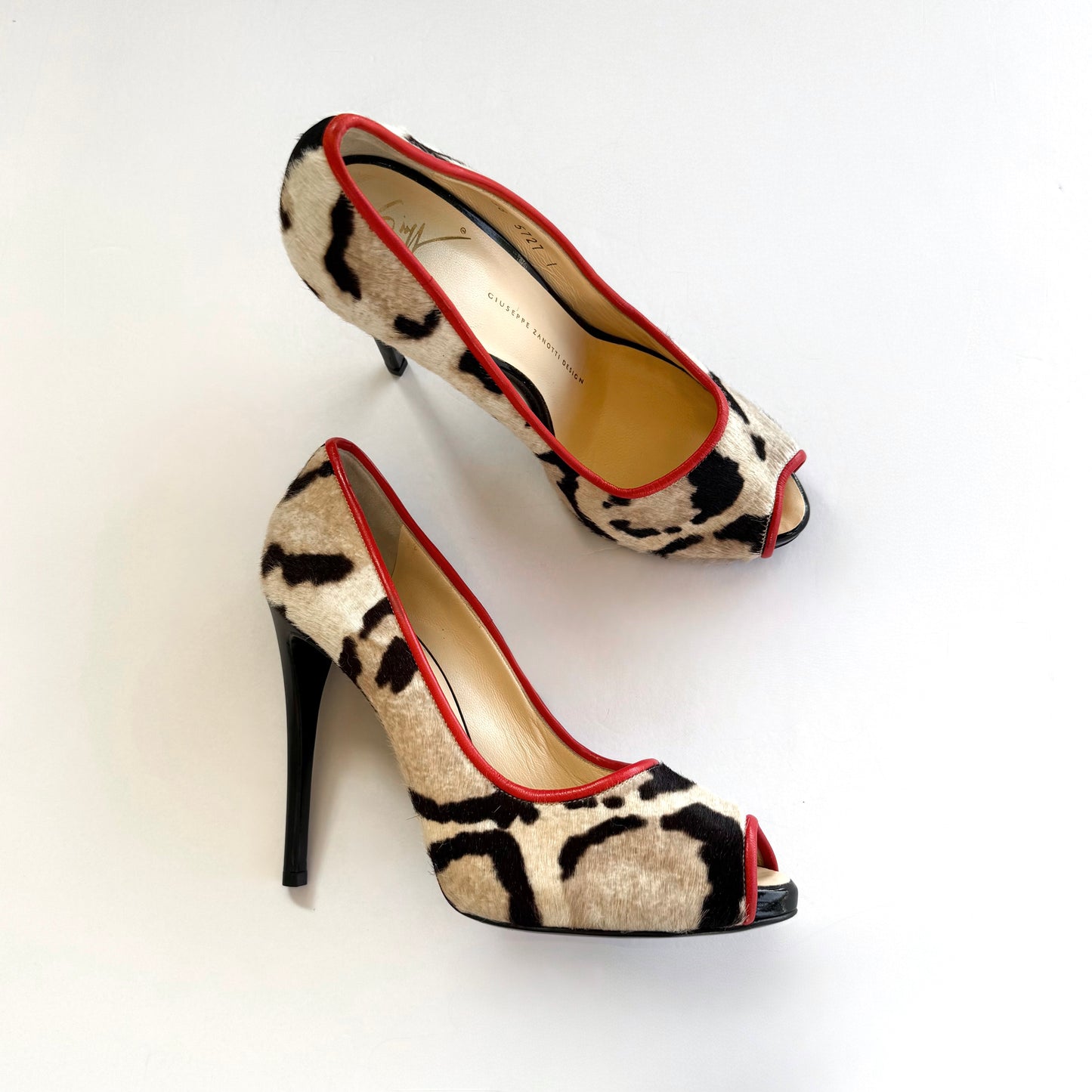 Vintage Giuseppe Zanotti Pony Hair Leopard Print Heels (38)