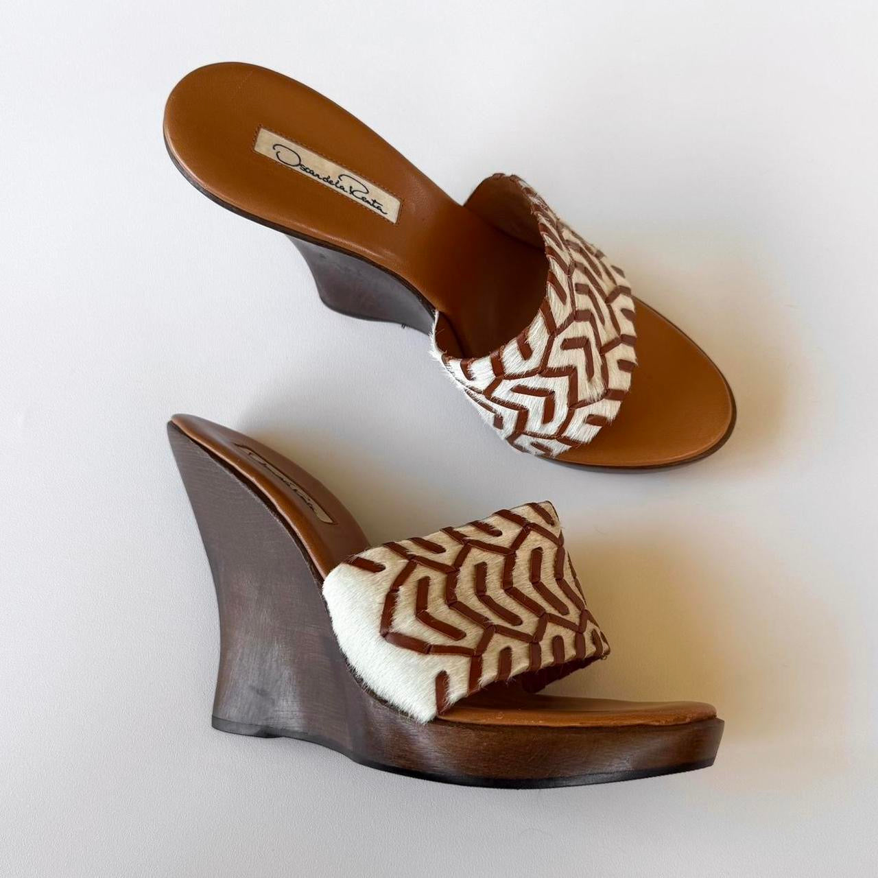Oscar De La Renta Wedge Heels