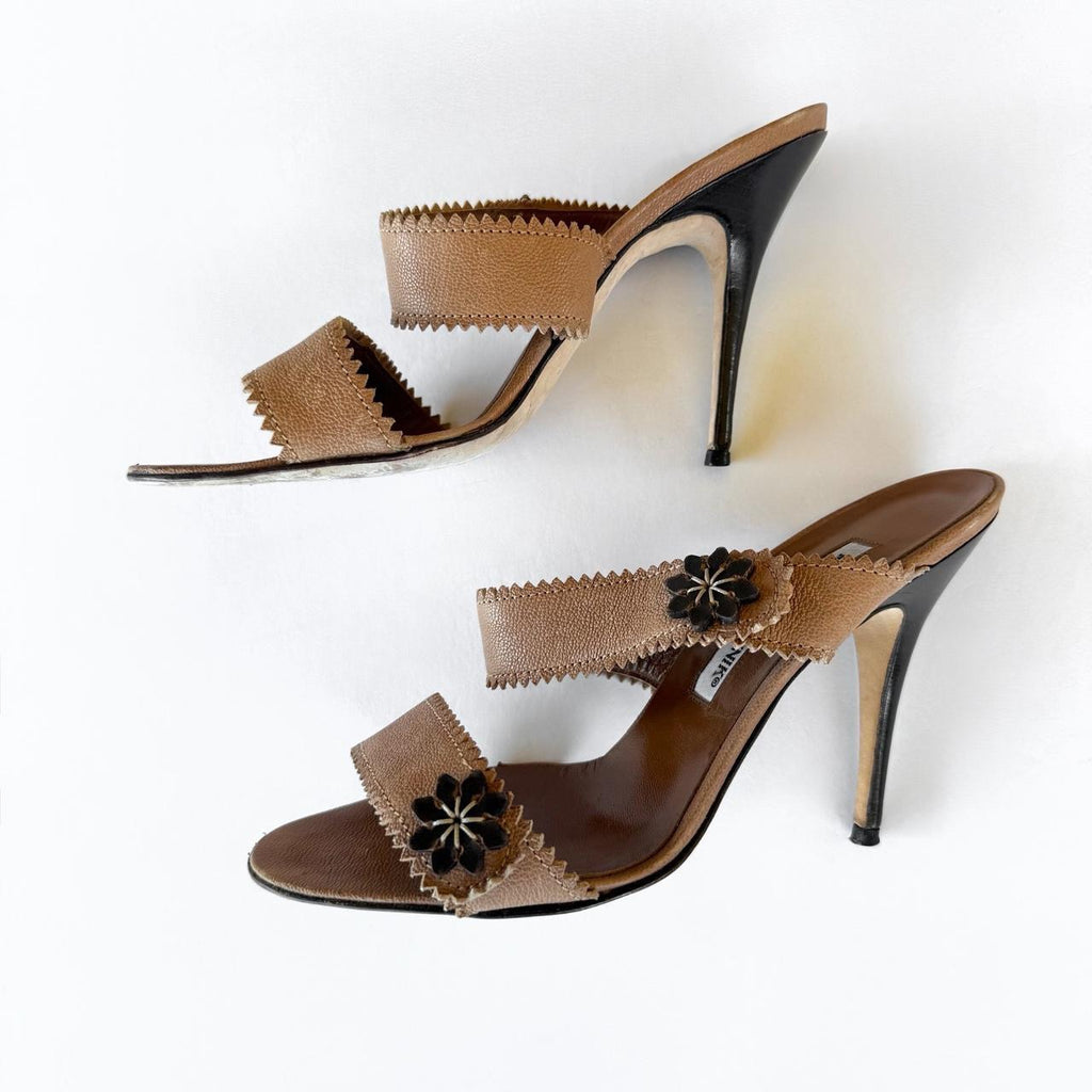 Vintage Manolo Blahnik Sandal Heels (37)