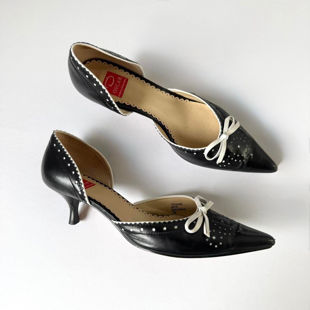 Vintage Oscar De La Renta Kitten Heels (7)