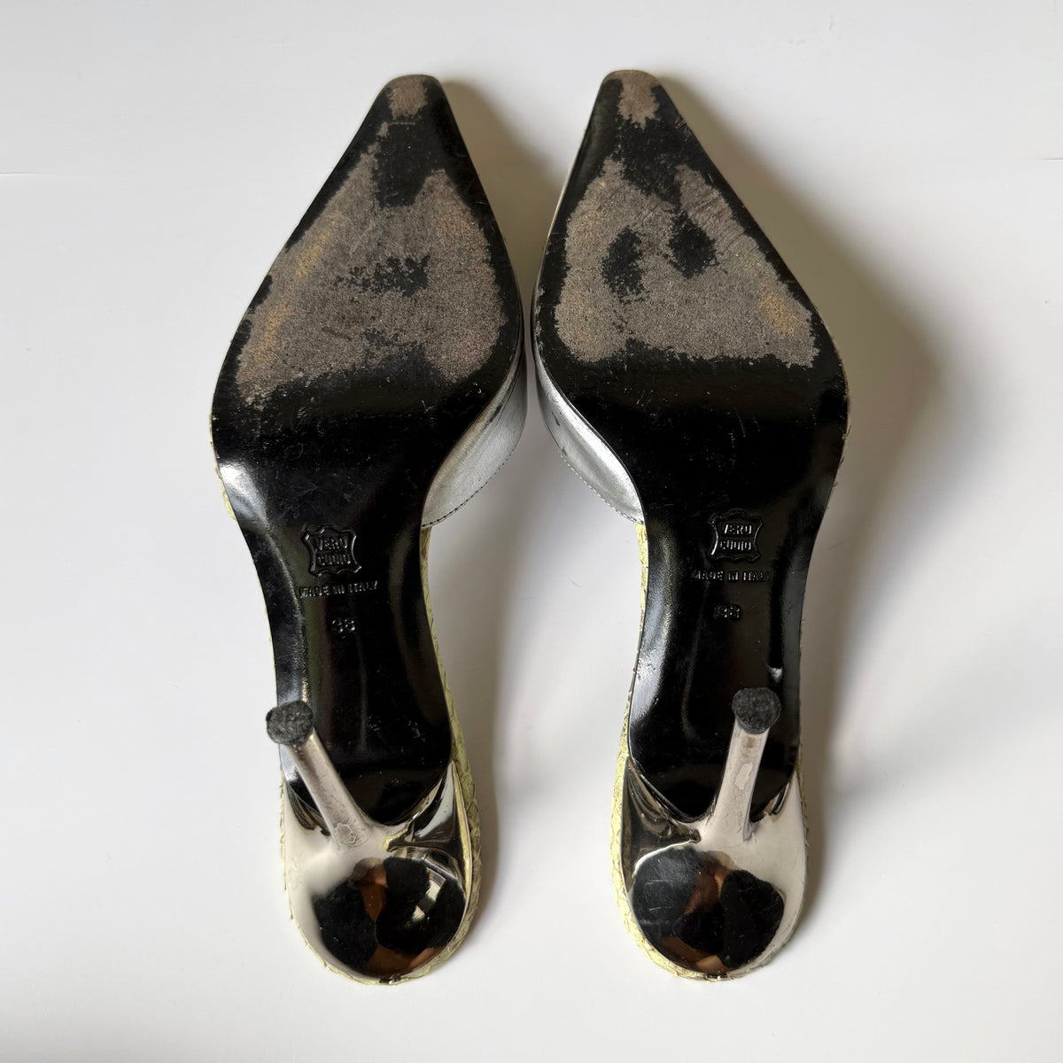Vintage Roberto Cavalli Snakeskin Pointed Toe Mule Heels (38)