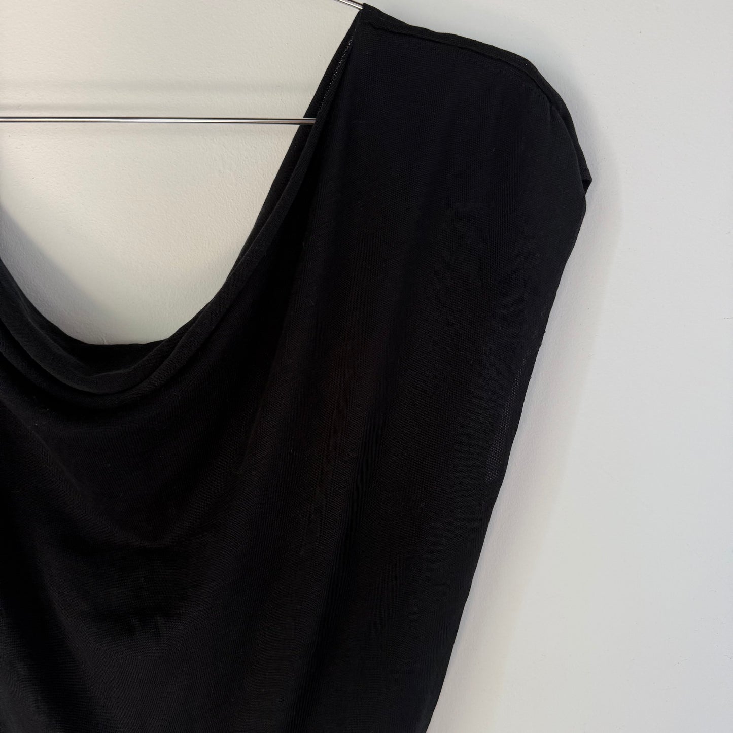 Vivienne Tam Off Shoulder Top