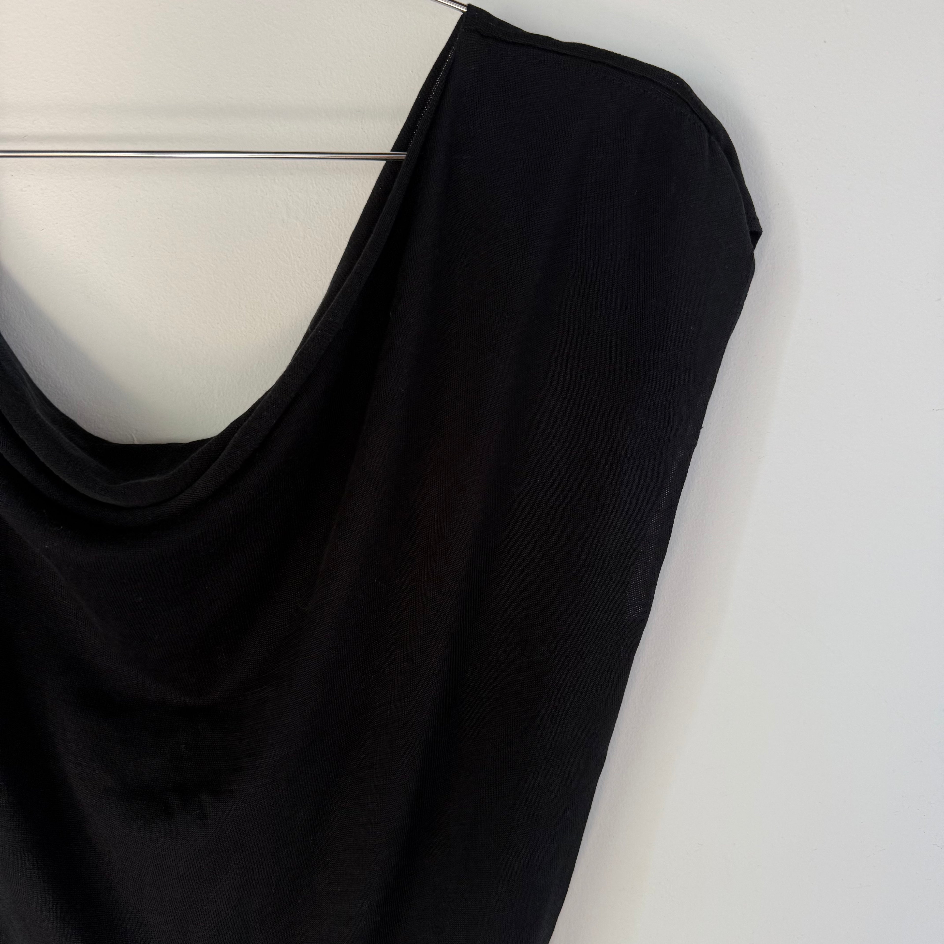 Vivienne Tam Off Shoulder Top